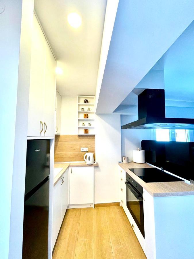 Appartement Iris Luxury House à Agioi Deka  Extérieur photo